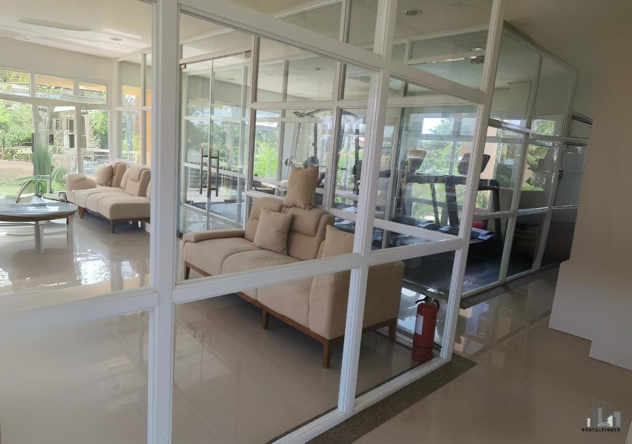 Palawan Staycation With A Balcony, Free Pool, Underground River, Honda Bay, With Car Rental - B2 6Diamond Puerto Princesa Exterior photo